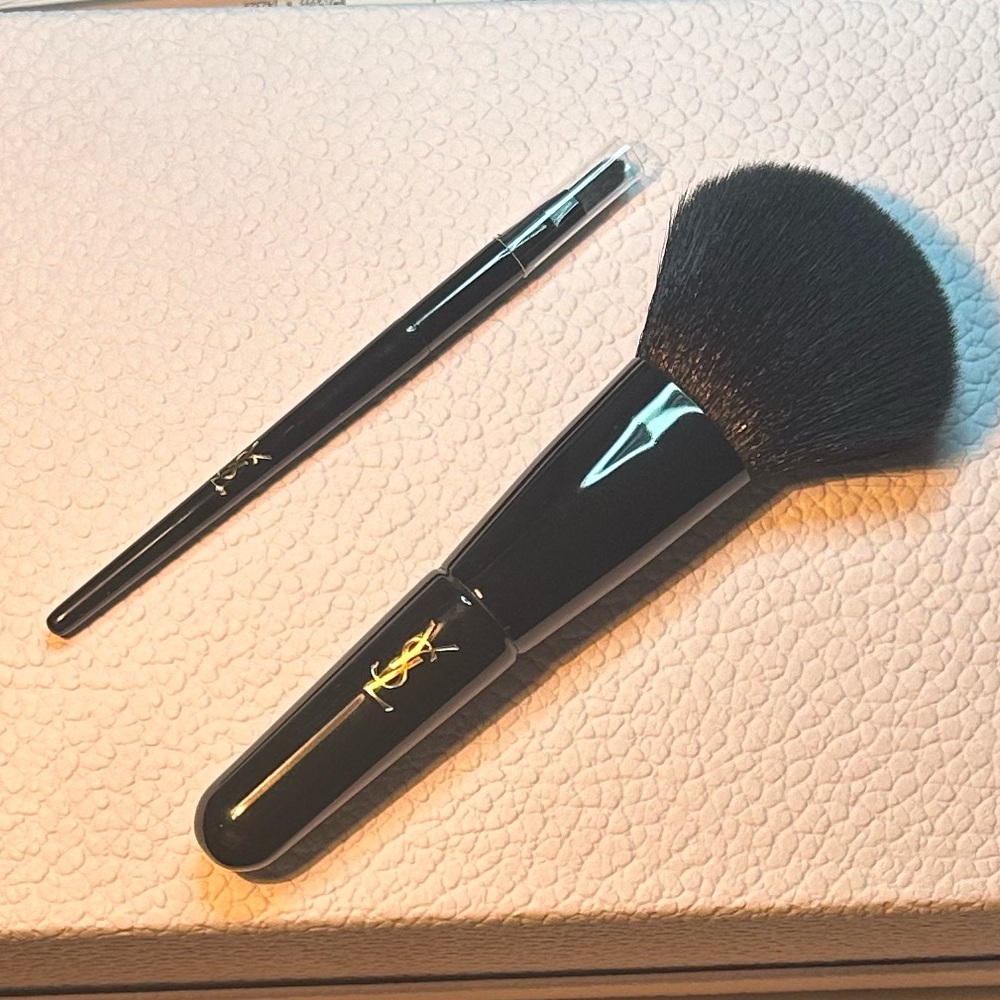 Yves Saint Laurent Black Mini Powder and Lip Brush